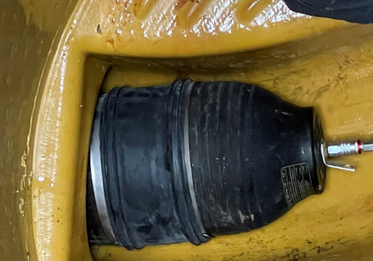 "CLAMPING SLEEVE"